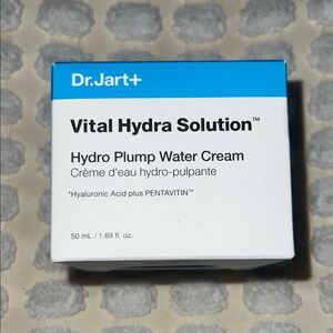 Vital Hydra Solution Hydro Plump Water Cream - Blue and White